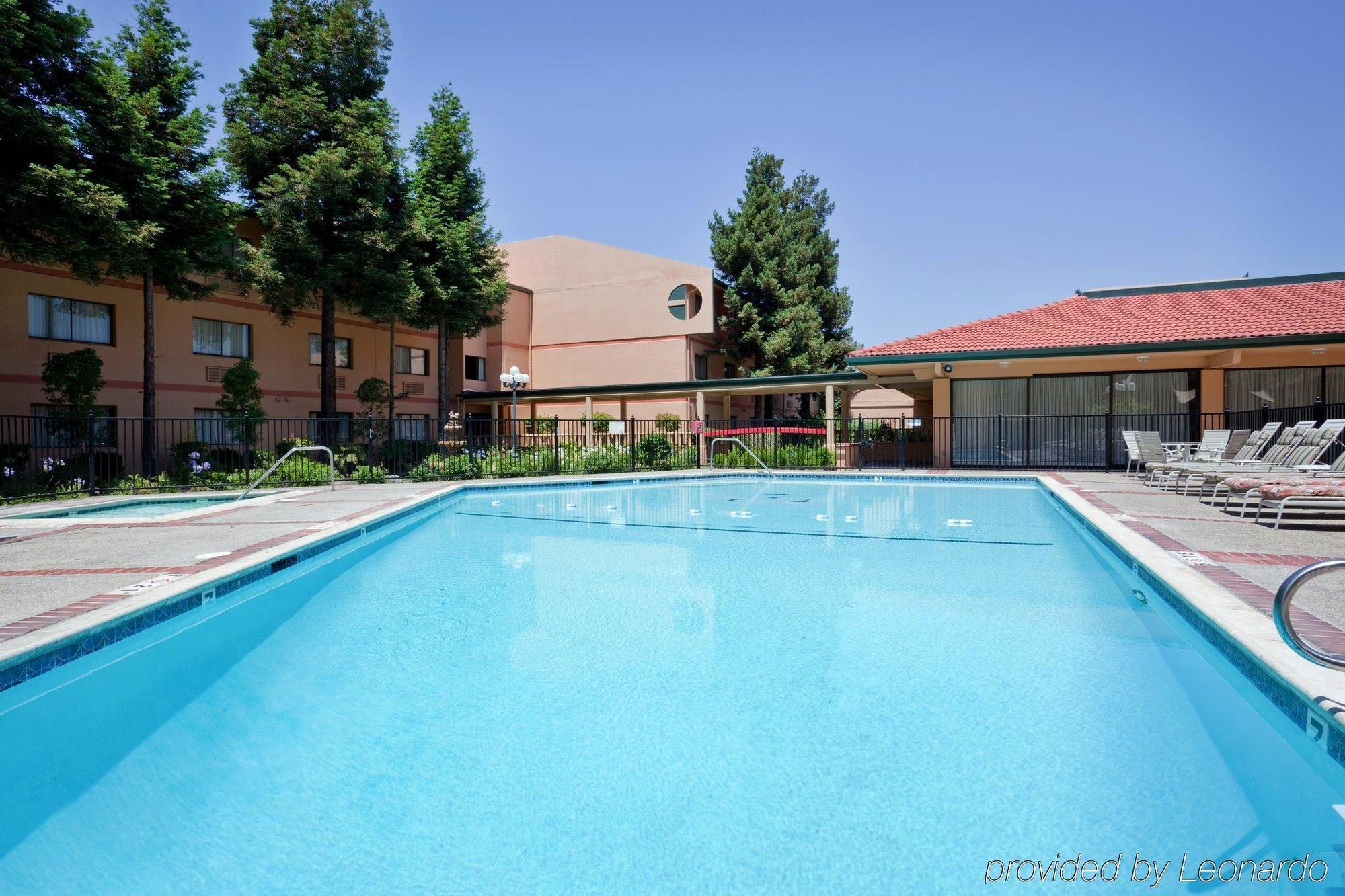 Crowne Plaza Silicon Valley North - Union City By Ihg Exterior photo