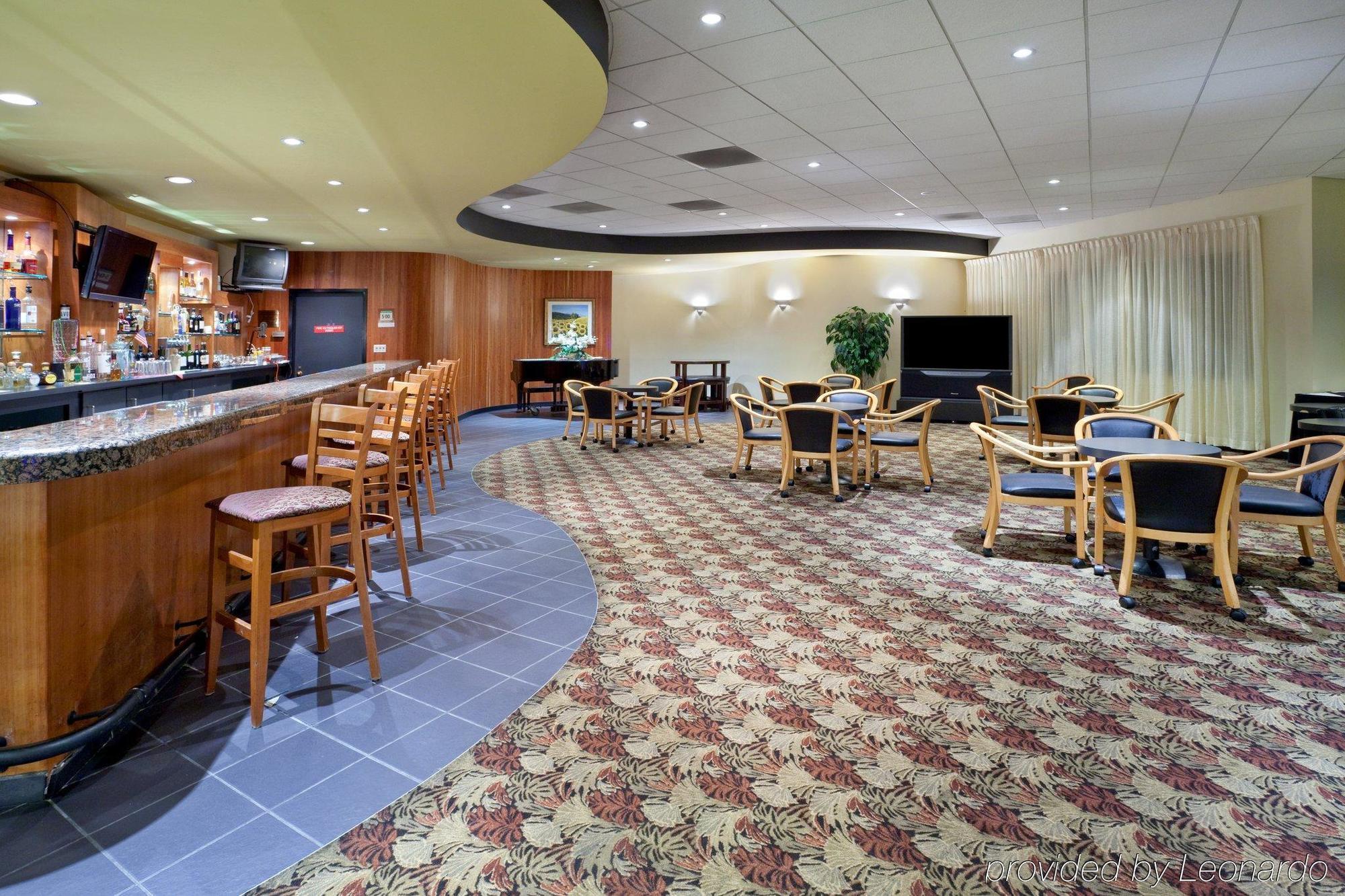 Crowne Plaza Silicon Valley North - Union City By Ihg Exterior photo
