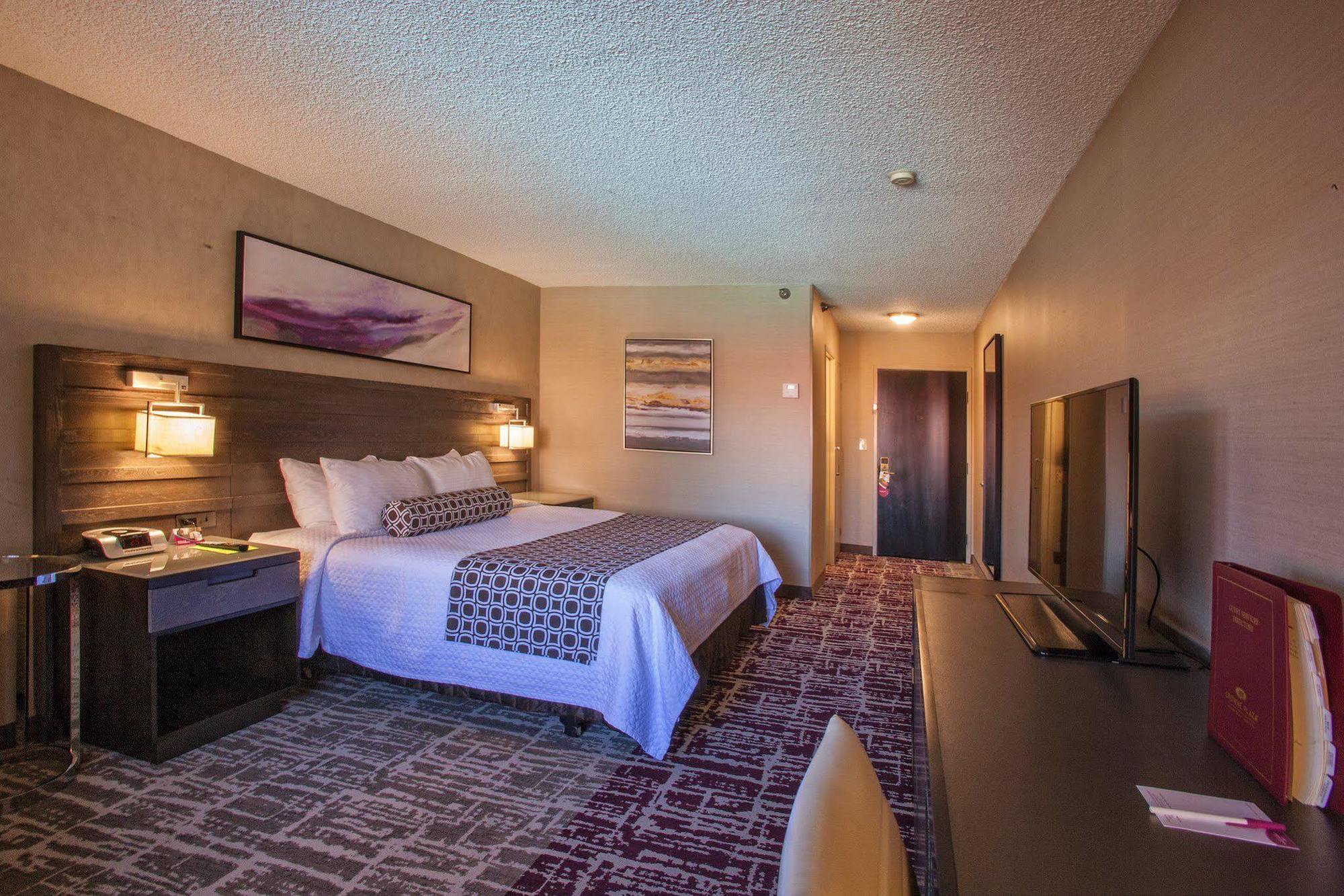 Crowne Plaza Silicon Valley North - Union City By Ihg Exterior photo