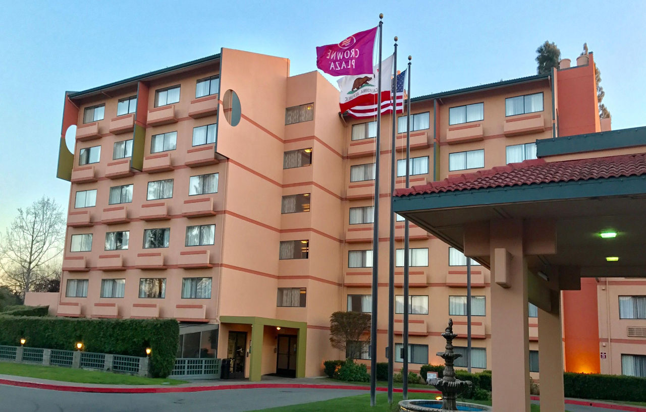 Crowne Plaza Silicon Valley North - Union City, An Ihg Hotel Exterior photo